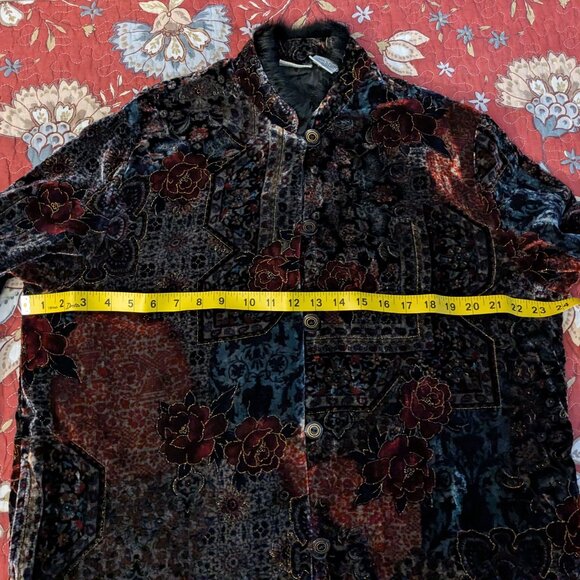 White Stag Gold And Velour Accent Mandarin Style Top - Picture 10 of 11